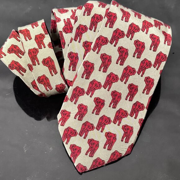 Fendi Silk Tie Necktie Neckwear Elephant Red Khaki Designer Safari Luxury - Picture 1 of 5